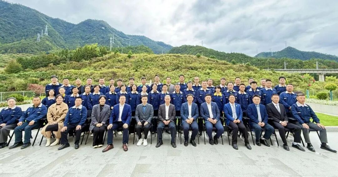 竹木家具行業(yè) | 雙槍科技攜手遠(yuǎn)大方略啟動(dòng)《精益生產(chǎn)管理》咨詢(xún)項(xiàng)目